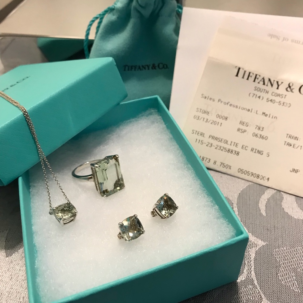 Authentic Tiffany’s set